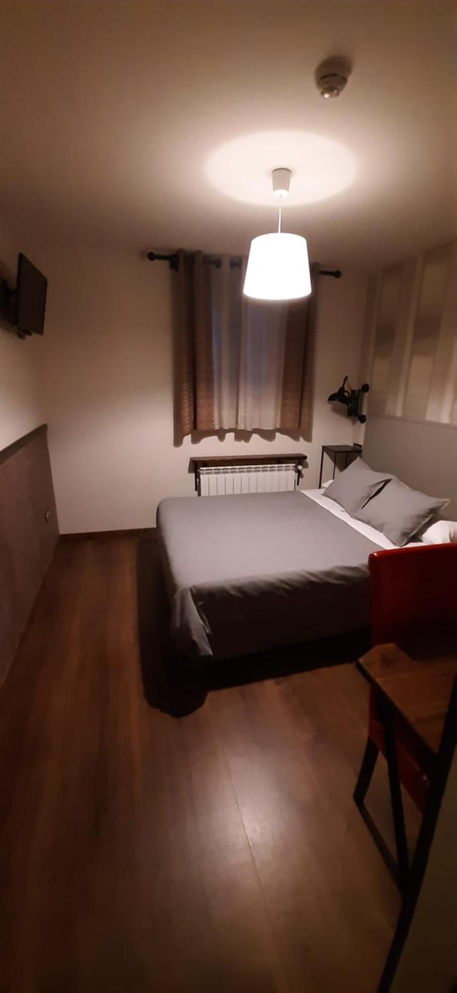 Hostel-Albergue Monte Perdido Torla Rom bilde